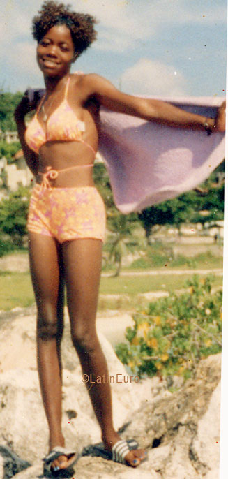 Date this athletic Jamaica girl Setrine from Montego Bay N2075