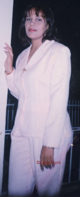 Date this georgeous Dominican Republic girl Ana from Santo Domingo N2275