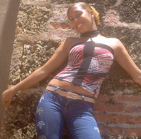 Date this sensual Any Country girl Wendy from  N2358