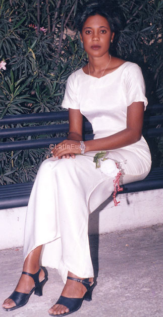 Date this exotic Any Country girl Myrtha from  N2362