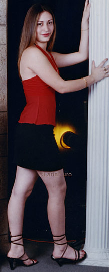 Date this funny Honduras girl Kelly from Tegucigalpa N2778