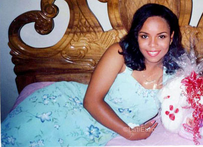 Date this charming Dominican Republic girl Nazaret from Santiago N18