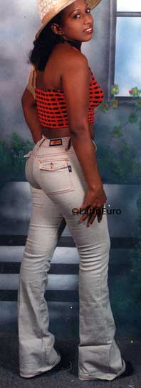 Date this cute Honduras girl Yessica from Yoro N2870