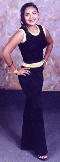 Date this nice looking Honduras girl Johana from  N2901