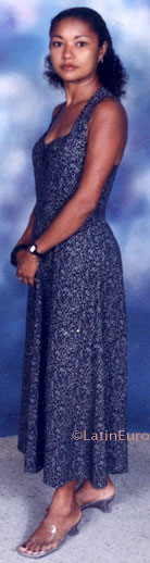 Date this happy Honduras girl Elsa from Yoro N2943