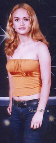 Date this foxy Honduras girl Luz from San Pedro Sula N2957