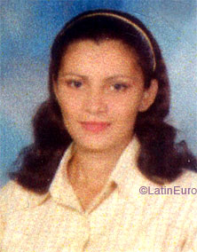 Date this attractive Panama girl Milena from  N3046