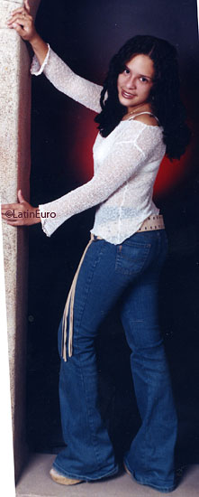 Date this sultry Honduras girl Ledy from  N3160