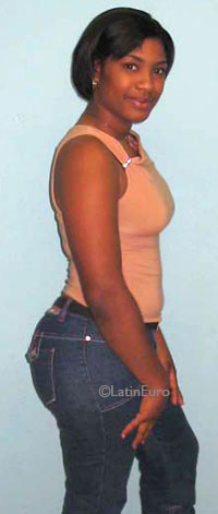 Date this hard body Dominican Republic girl Elizabeth from Santo Domingo N3266