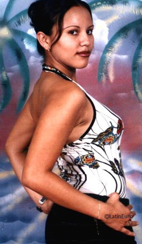 Date this tall Honduras girl Ehidy from Morazan N3299