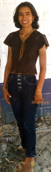Date this georgeous Honduras girl Daysi from Choloma N3310