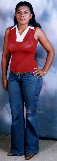 Date this foxy Honduras girl Eufemia from  N3326