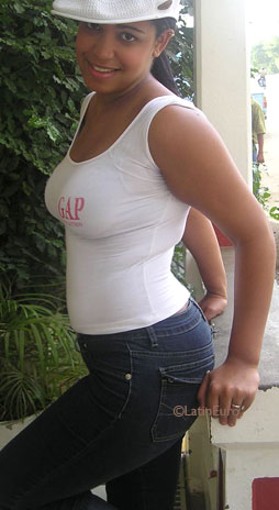 Date this beautiful Dominican Republic girl Cindy from Santiago N3357