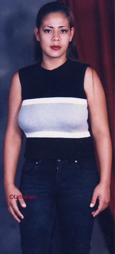 Date this happy Honduras girl Sandra from Tegucigalpa N3415