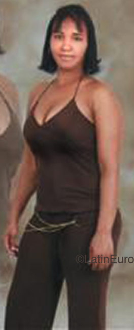 Date this delightful Dominican Republic girl Anny from Nagua N351