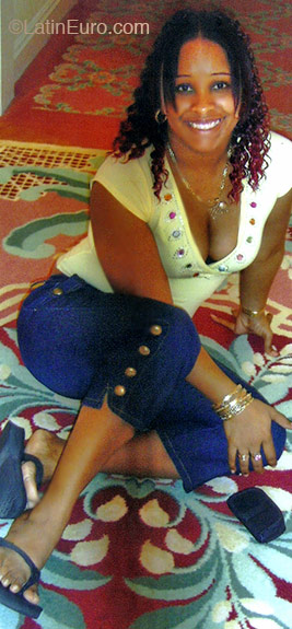 Date this cute Panama girl Kathia from  N356