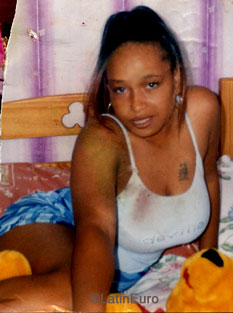 Date this foxy England girl Cassandra from  N3611
