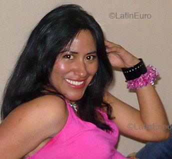 Date this good-looking Any Country girl Sonia from  N416