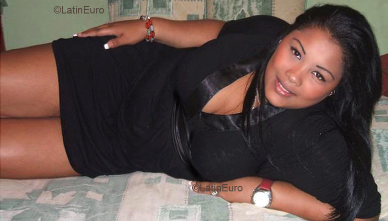 Date this cute Dominican Republic girl Ana from Santo Domingo N509