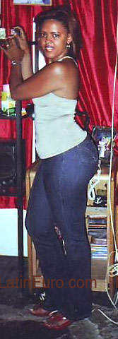 Date this hard body Dominican Republic girl Maria from Santiago N565