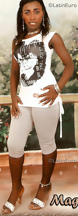 Date this georgeous Dominican Republic girl Francia from San Pedro de Macoris N770