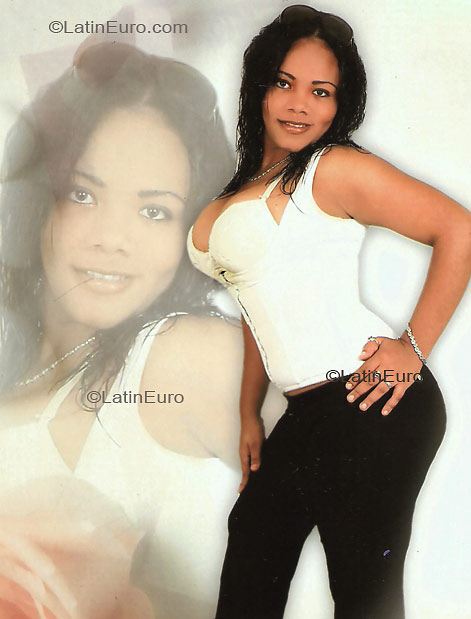 Date this passionate Dominican Republic girl Keila from Santiago N774
