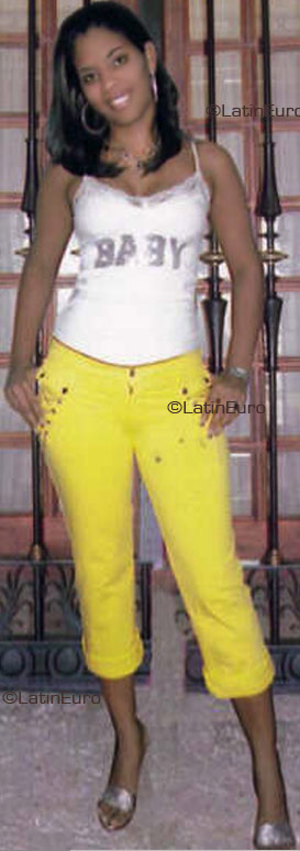 Date this gorgeous Any Country girl Esmeralda from  N820