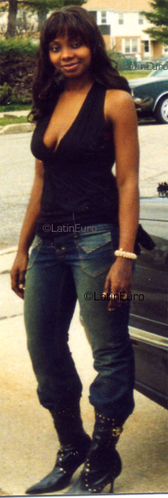 Date this fun United States girl Nathalie from Cledmenton N929