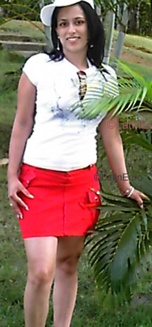 Date this nice looking Any Country girl Katia from  N980