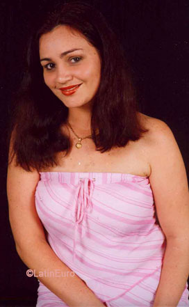 Date this cute Brazil girl Adriana from BRASILIA B6624