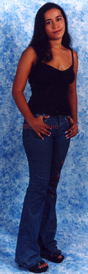 Date this fun Brazil girl Luciana from BELEM B6740