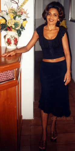 Date this exotic Brazil girl Maria from RECIFE B6781
