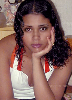 Date this happy Brazil girl Samara from GOIANIA B6798