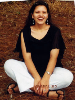 Date this cute Brazil girl Fabricia from ARCOS B6818