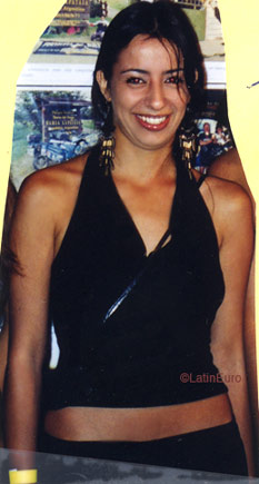 Date this happy Brazil girl Giselle from IVAIPORA B7275