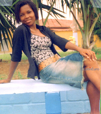 Date this tall Brazil girl Andrea from MACAE B7634