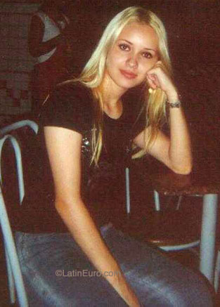 Date this fun Brazil girl Paola from CABO FRIO B8069