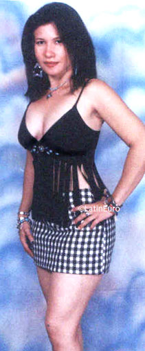 Date this nice looking Colombia girl Lourdes from Barranquilla C9728