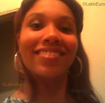 happy Brazil girl  from Tres Coracoes B1708