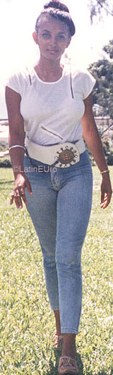 Date this cute Any Country girl Rama from  P001