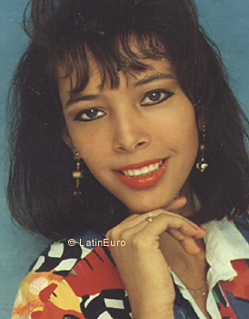 Date this lovely Colombia girl Viviana from Barranquilla C208
