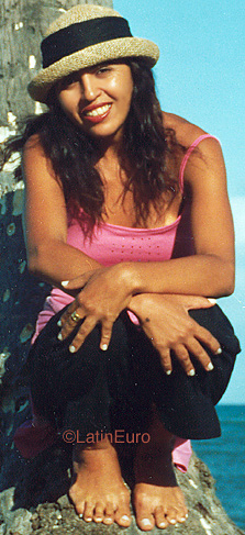 Date this fun Brazil girl Claudia from OLINDA B9892