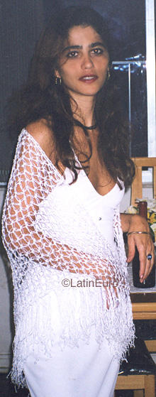 Date this georgeous Brazil girl Claudia from RIO DE JANEIRO B9912