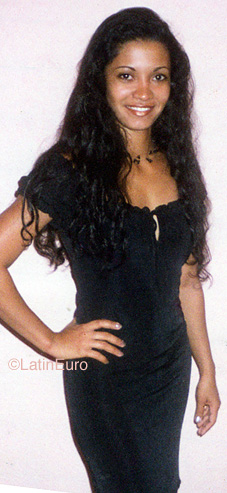 Date this good-looking Brazil girl Patina from RIO DE JANEIRO B9898