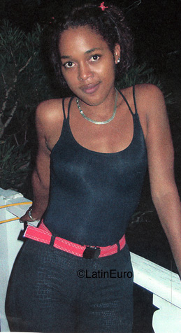 Date this charming Dominican Republic girl Wanda from San Pedro de Macoris N3811