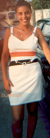 Date this foxy Brazil girl Elisangela from SARACURUNA B9835