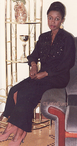 Date this happy Any Country girl Ramatoulaye from Dakar N3789