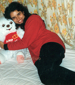 Date this young Brazil girl Regia from MORRO B9749