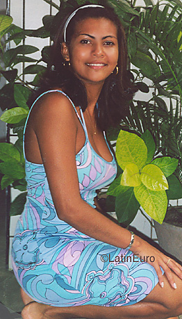 Date this attractive Brazil girl Renata from FORTALEZA B9772