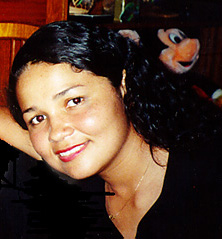 Date this sensual Brazil girl Rose from  B9789